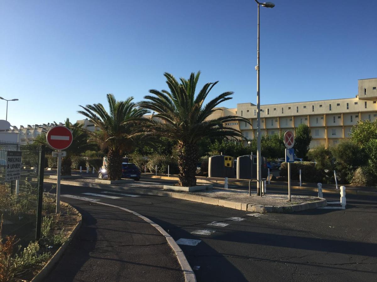 Nid Douillet Dans Les Coursives Du Village Naturiste Du Cap D אגדה מראה חיצוני תמונה