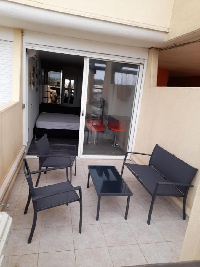 Nid Douillet Dans Les Coursives Du Village Naturiste Du Cap D אגדה מראה חיצוני תמונה